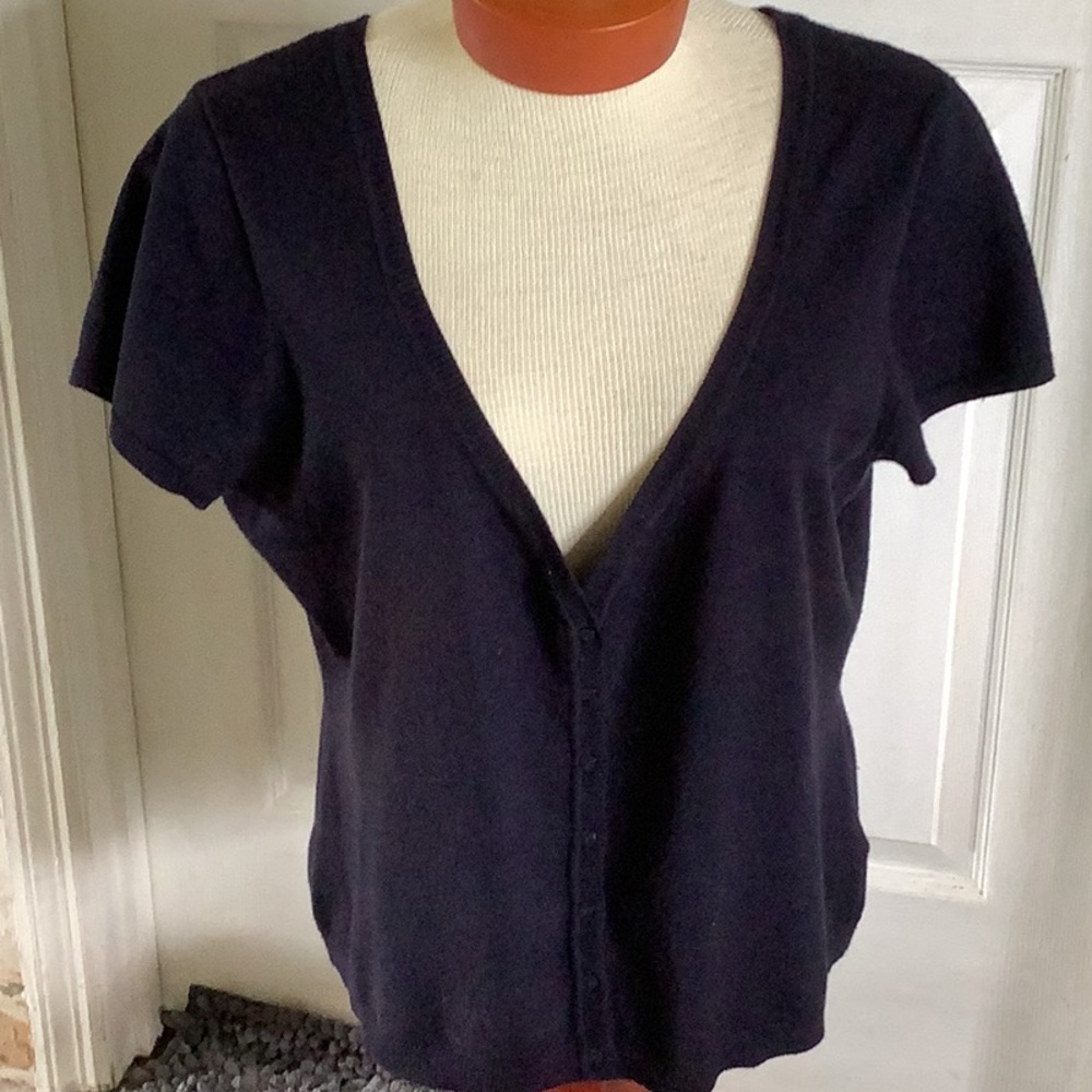 Worthington v~neck cardigan